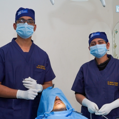 Participant performing implant prosthesis and CAD/CAM planning